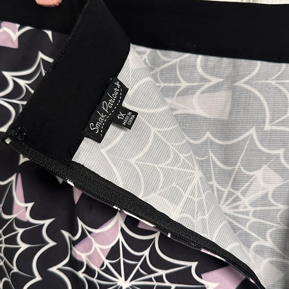 Smak Parlour Spiderweb Print mini skirt Woman’s plus size 1X - Picture 6 of 13